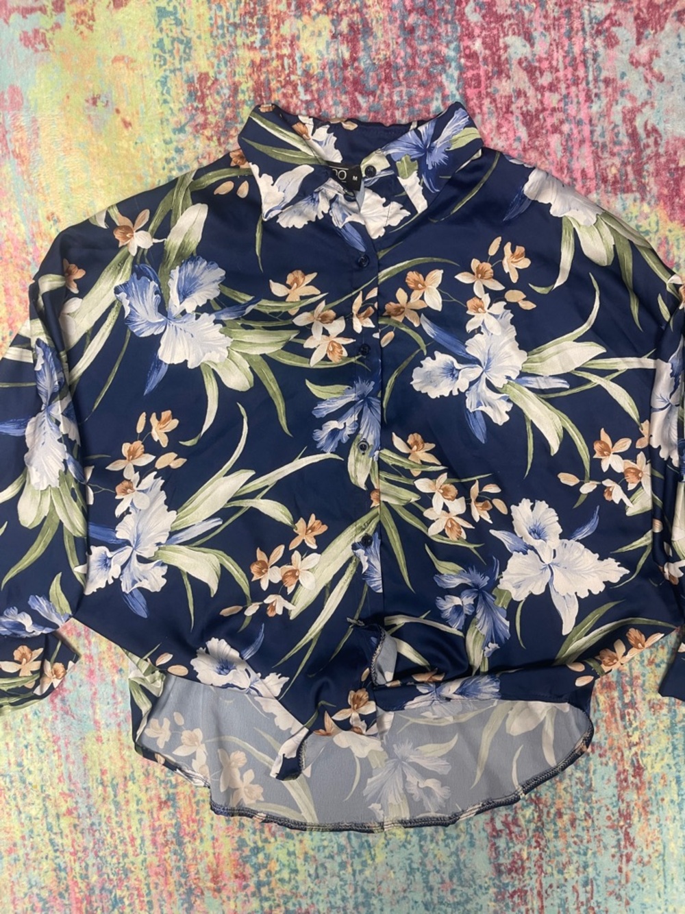 💙Navy Floral Tie-Front Button-Down Blouse